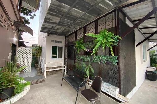 sukhum suvarnabhumi airport guest house