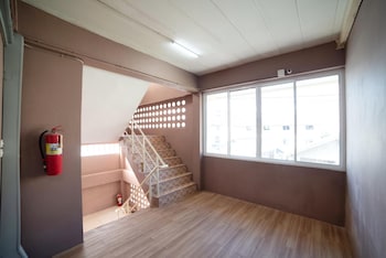 sukhum sukhumvit onnut guest house