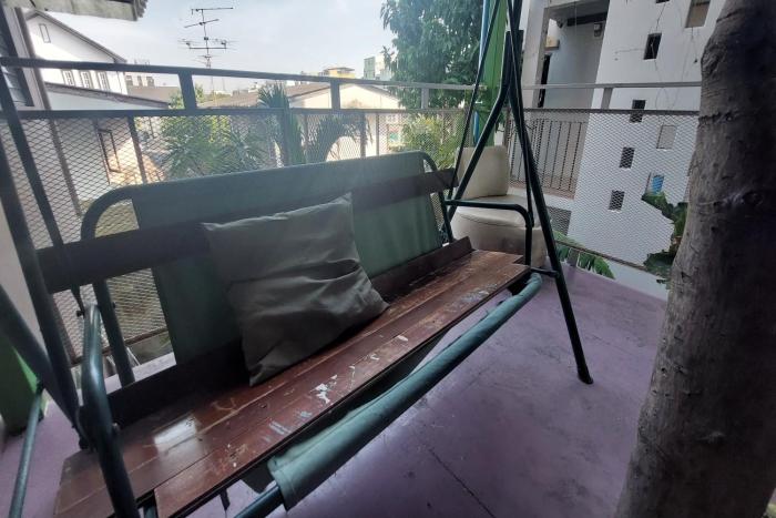 sukhum mega bangna guest house