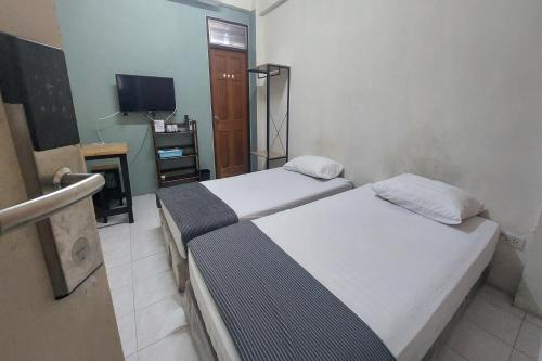 sukhum mega bangna guest house