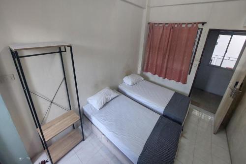 sukhum mega bangna guest house