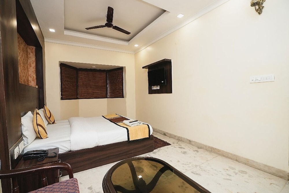 hotel dharam villa