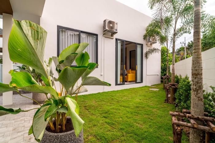 narinsaya pool villas