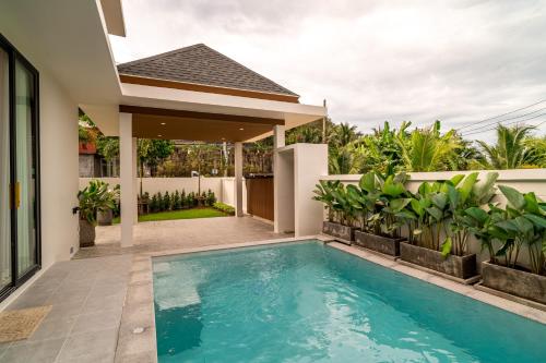 narinsaya pool villas
