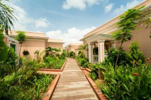 dolce vita luxury vacation villas