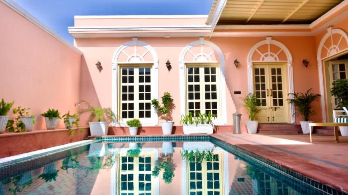 dolce vita luxury vacation villas