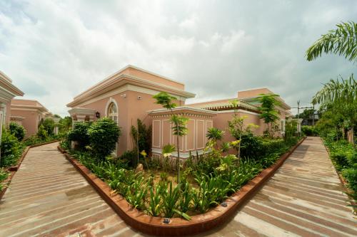 dolce vita luxury vacation villas