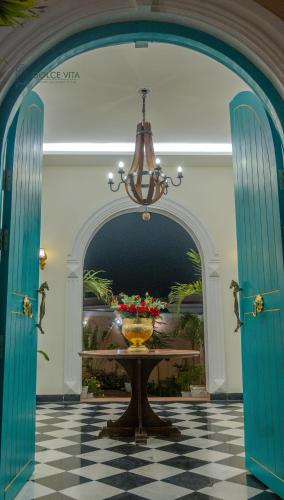 dolce vita luxury vacation villas