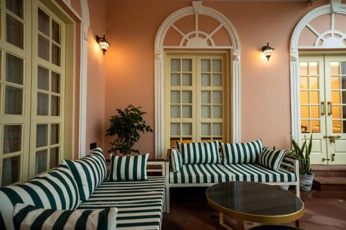 dolce vita luxury vacation villas