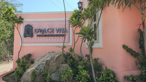 dolce vita luxury vacation villas