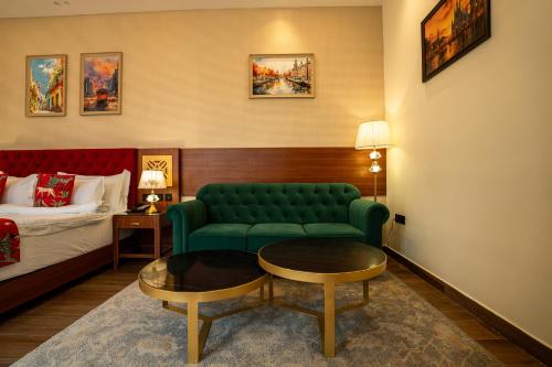 dolce vita luxury vacation villas