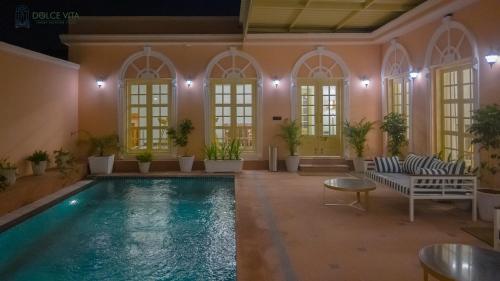 dolce vita luxury vacation villas