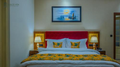 dolce vita luxury vacation villas