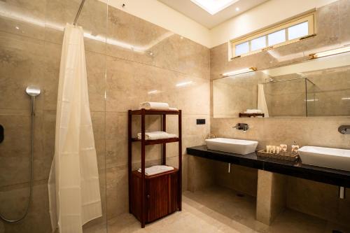 dolce vita luxury vacation villas