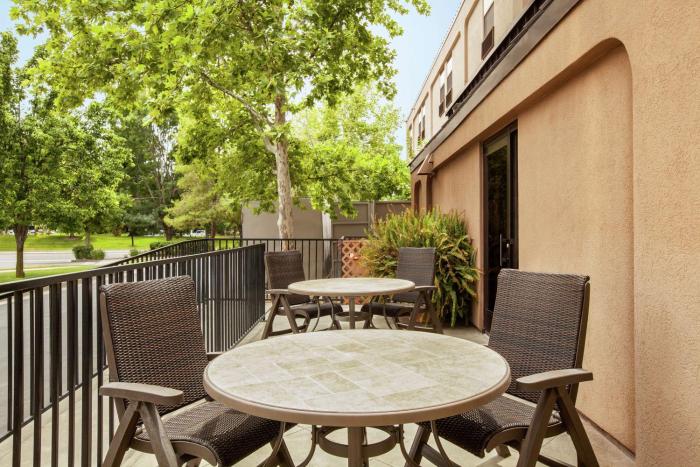 hampton inn sacramento rancho cordova