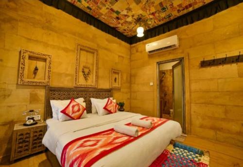 Hotel Rang Niwas,,2 star