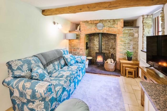 host stay dipple farm shepherds hut