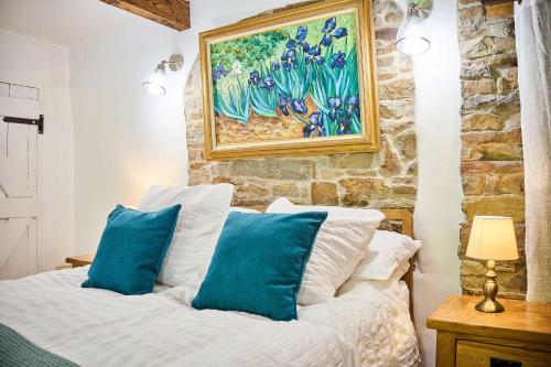 host stay dipple farm shepherds hut