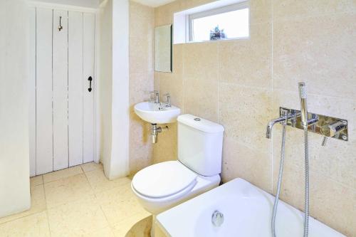 host stay dipple farm shepherds hut