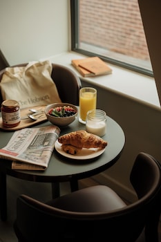 the hobson cambridge by adina