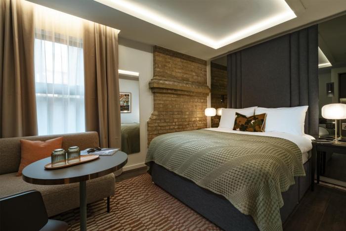 the hobson cambridge by adina