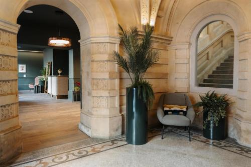 the hobson cambridge by adina