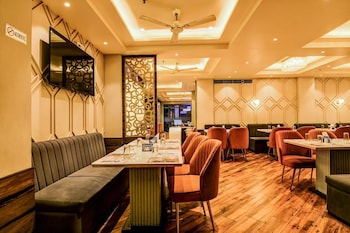 hotel signature vista