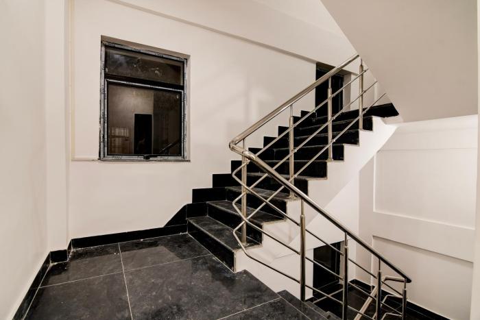 hotel signature vista