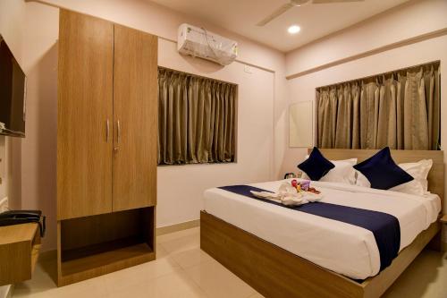 hotel signature vista