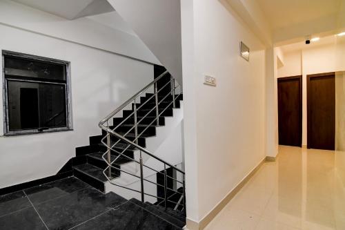 hotel signature vista