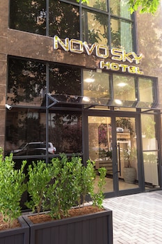 novo sky hotel