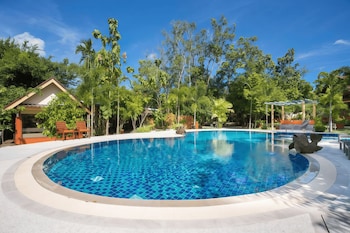 Oya International Resort Phuket,,4 star