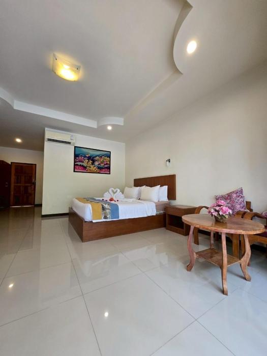 oya international resort phuket