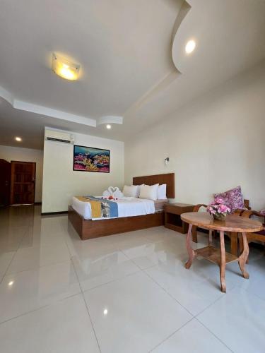 oya international resort phuket