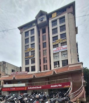 Hotel Revanta Inn,,3 star