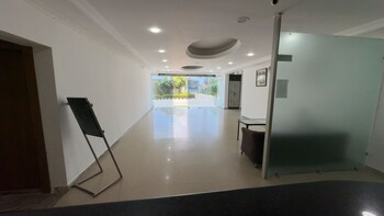 the aana hotel sohna gurgaon