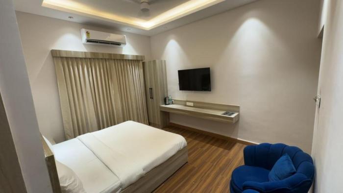 the aana hotel sohna gurgaon