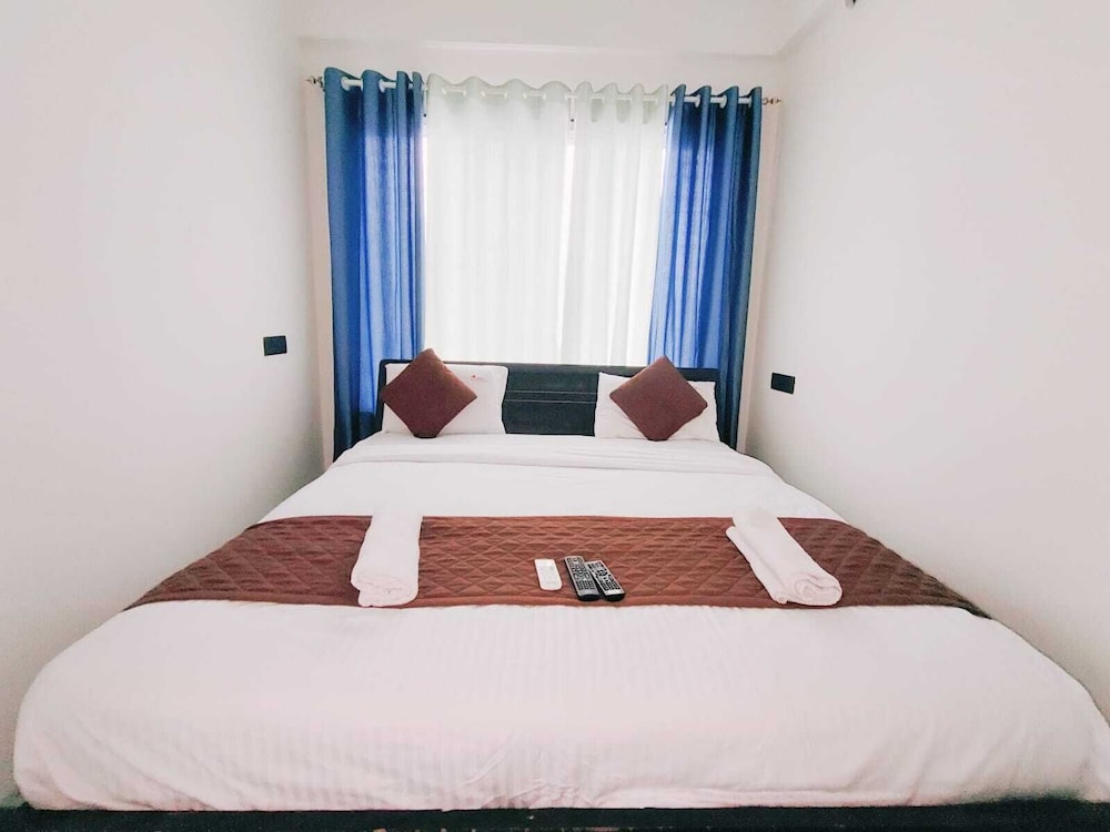 hotel revmantra