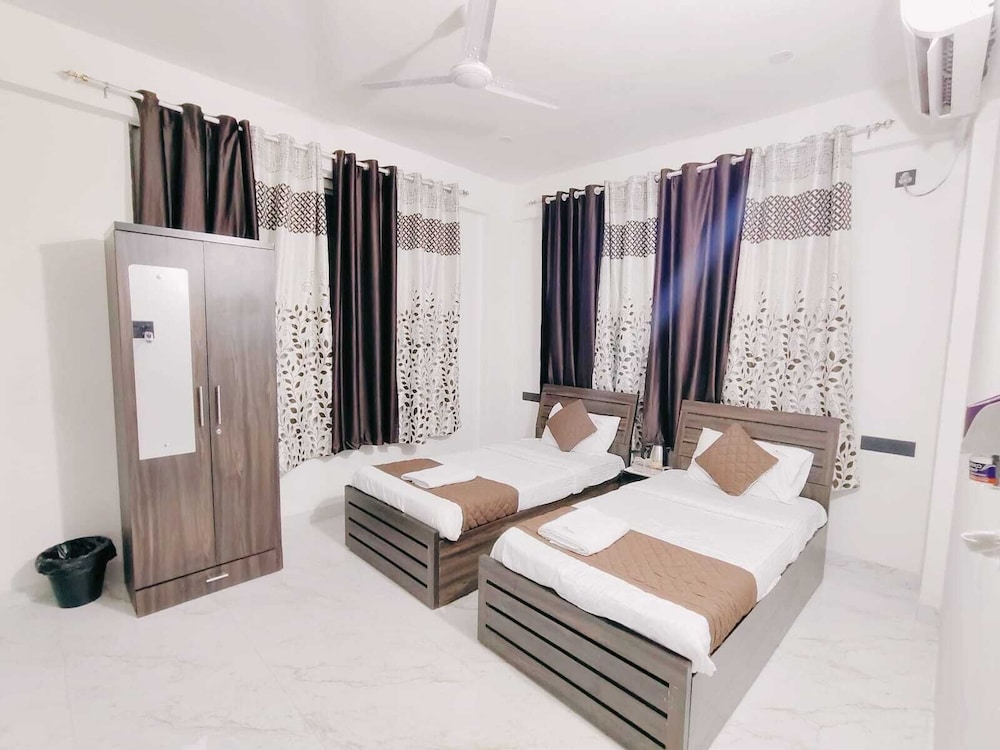 hotel revmantra