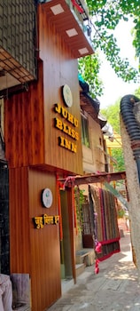 juhu bliss inn