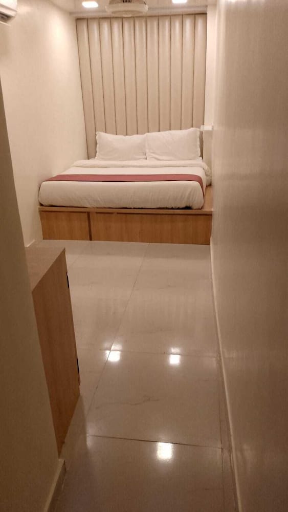 juhu bliss inn