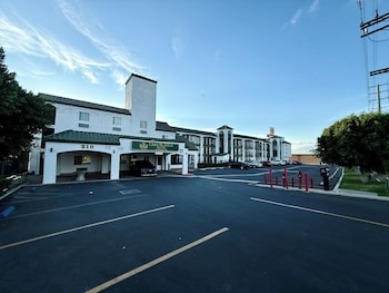 Casa Blanca Hotel Corona By Dream Luxe,,2 star