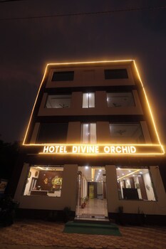 hotel divine orchid
