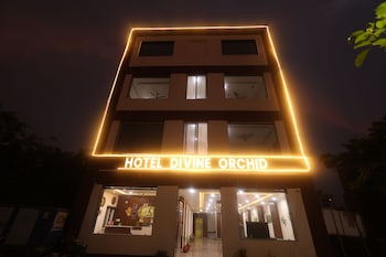 hotel divine orchid