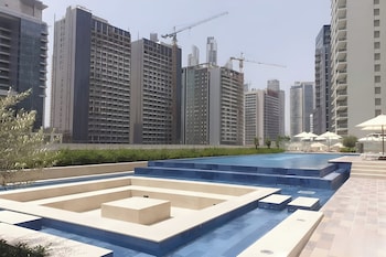 Keyrock Living - 1Br Lake View At Reva,Marasi Dr,0 star