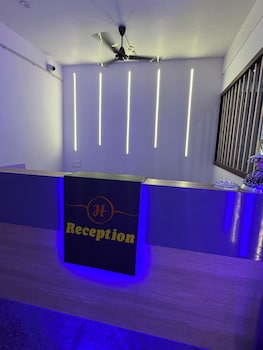 Virtus Hotel Newlybuilt Greater Noida,Plot Number 8B  Behind Moser Beercompany,2 star