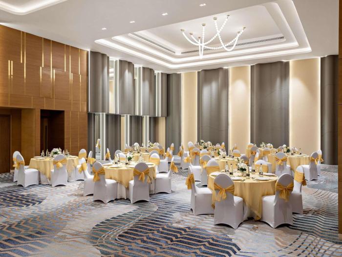 mercure abu dhabi downtown