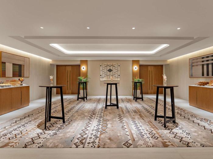 mercure abu dhabi downtown