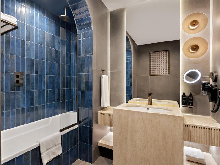 mercure abu dhabi downtown