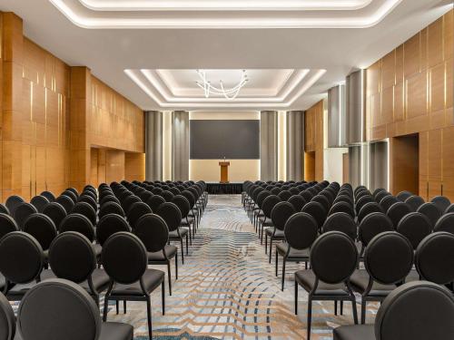 mercure abu dhabi downtown